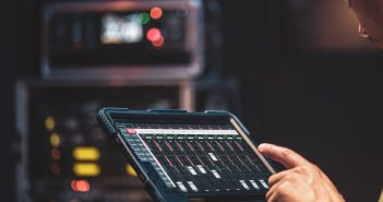 Controle remoto industrial: O que é, como funciona e vantagens controle remoto industrial